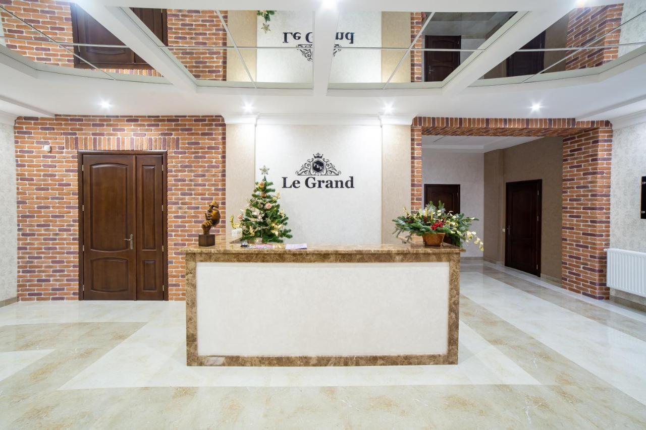 Legrand Otel Stryi Dış mekan fotoğraf